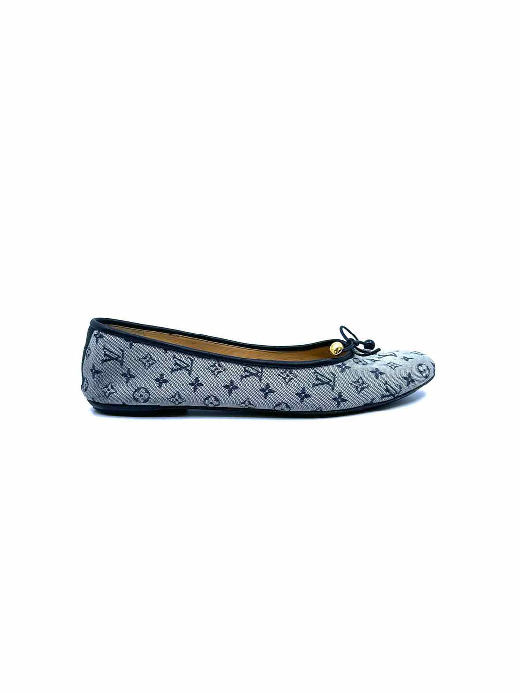 LOUIS VUITTON Size 10 Grey Flats