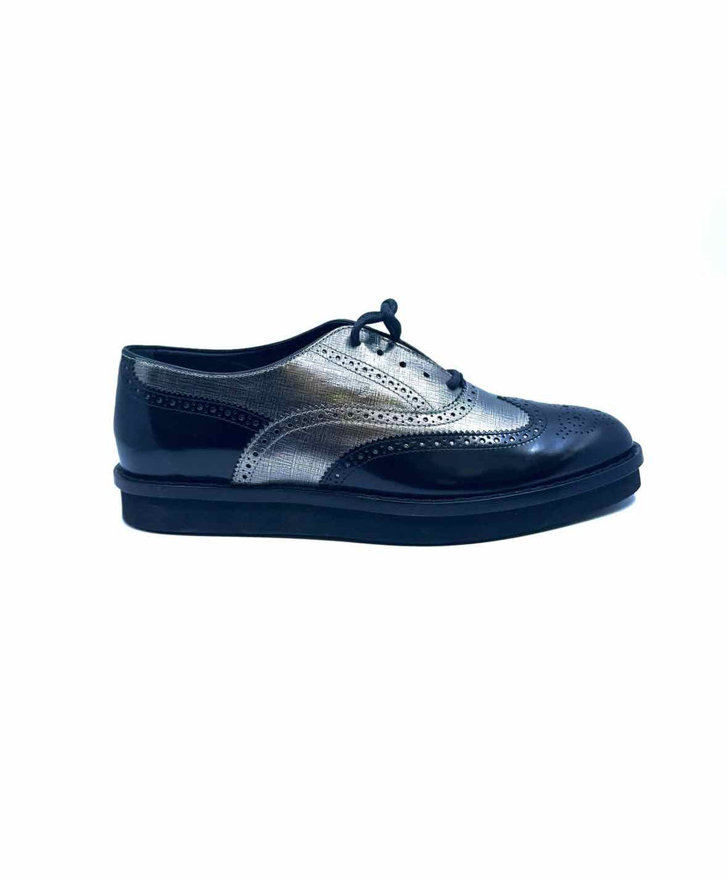 TOD'S Size 10 Black, silver Color Block Oxfords
