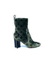 Load image into Gallery viewer, LOUIS VUITTON Size 8 Black &amp; Green Velvet Ankle Boot
