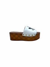 Load image into Gallery viewer, GUCCI Size 9 White, black Slide
