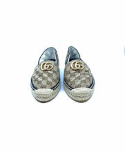 Load image into Gallery viewer, GUCCI Size 9 Beige Canvas Flats
