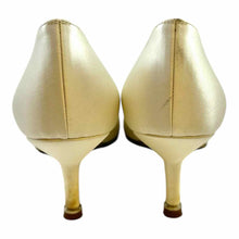 Load image into Gallery viewer, MANOLO BLAHNIK Hangisi Size 6 White, Blue Satin Solid Pumps
