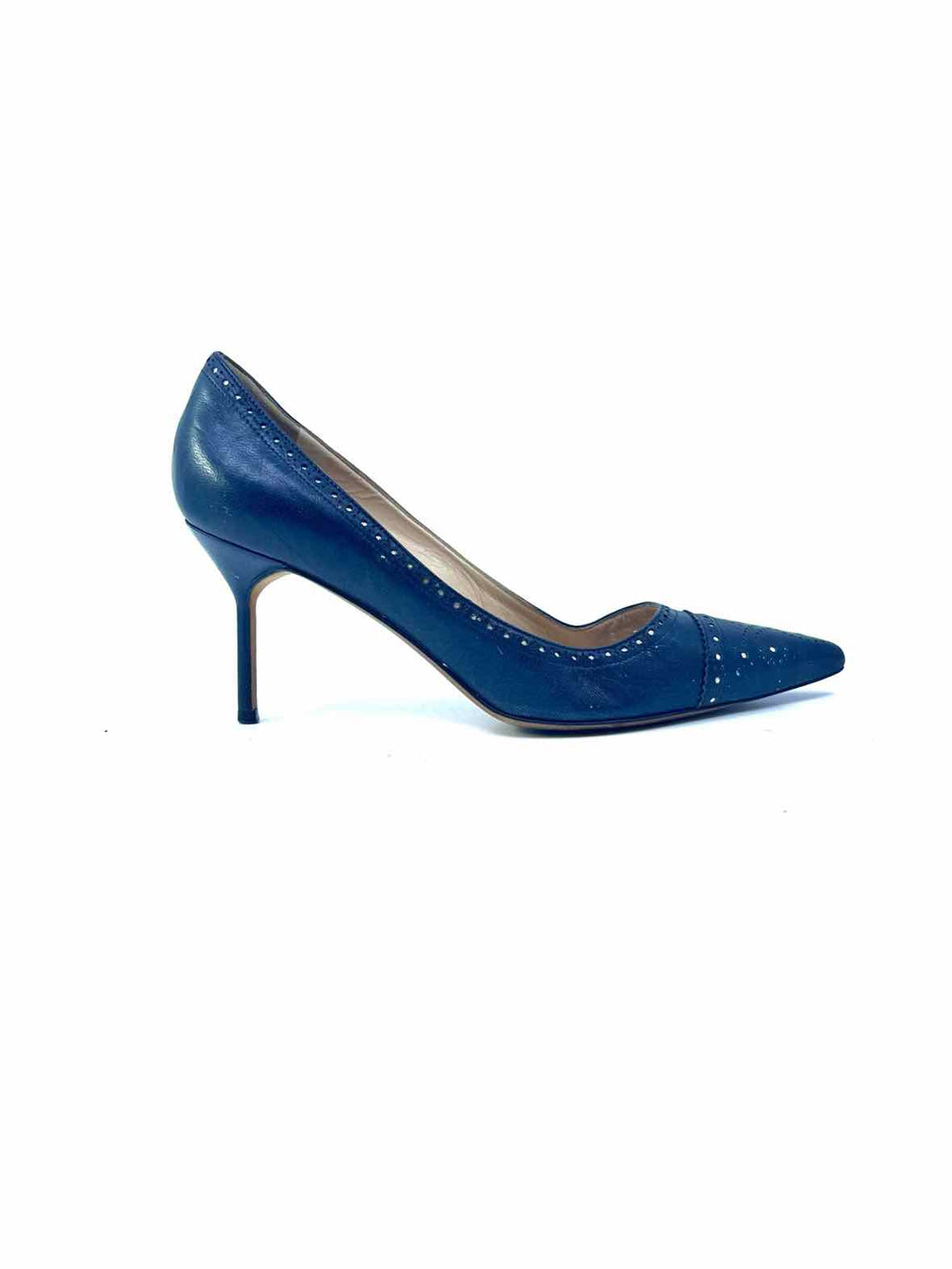 MANOLO BLAHNIK Size 8 Navy Leather Oxford Pumps