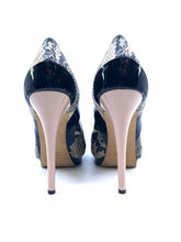 Load image into Gallery viewer, GIUSEPPE ZANOTTI Size 9 Black &amp; Beige Patent Leather Pumps
