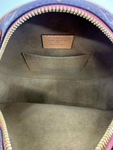 Load image into Gallery viewer, LOUIS VUITTON Baite Chaepeau Souple Brown Coated canvas Monogram Handbag
