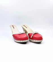 Load image into Gallery viewer, PRADA Size 11 Pink Patent Leather Mules
