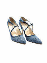 Load image into Gallery viewer, MANOLO BLAHNIK Size 10.5 Grey Fabric Plaid Pumps
