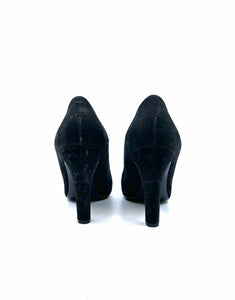 CHANEL Size 9.5 Black Suede Solid Pumps