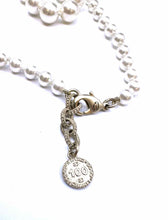 Load image into Gallery viewer, CHANEL Necklace
