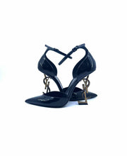 Load image into Gallery viewer, SAINT LAURENT Size 8 Black Patent Leather Pumps
