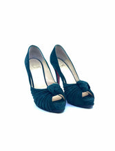 Load image into Gallery viewer, CHRISTIAN LOUBOUTIN Size 9 Green Suede Pumps
