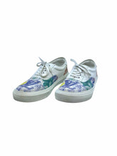 Load image into Gallery viewer, LOUIS VUITTON Size 9 White Men's Sneakers

