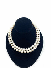 Load image into Gallery viewer, White Necklace
