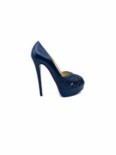 Load image into Gallery viewer, CHRISTIAN LOUBOUTIN Size 6.5 Black Leather Metallic Solid Pumps
