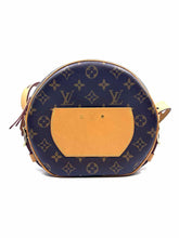 Load image into Gallery viewer, LOUIS VUITTON Baite Chaepeau Souple Brown Coated canvas Monogram Handbag

