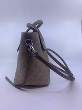 Load image into Gallery viewer, LOUIS VUITTON Taupe Leather Handbag
