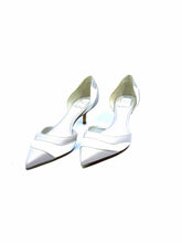 Load image into Gallery viewer, CHRISTIAN DIOR Size 8 Grey, White Pumps
