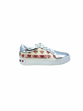 Load image into Gallery viewer, MOSCHINO Size 9 Silver, Red hearts Sneakers
