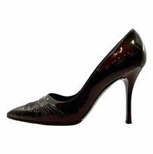 Load image into Gallery viewer, RENE CAOVILLA Patent Leather Pumps | 9
