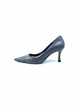 Load image into Gallery viewer, MANOLO BLAHNIK Size 8 Grey Canvas Solid Pumps
