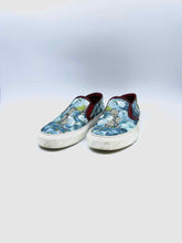 Load image into Gallery viewer, GUCCI Size 6 Blue Floral Sneakers
