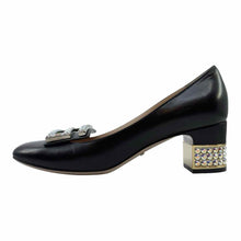 Load image into Gallery viewer, GUCCI Madelyn Pumps | 7
