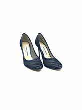 Load image into Gallery viewer, JIMMY CHOO Size 7.5 Black Mesh Solid Pumps
