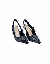 Load image into Gallery viewer, CHRISTIAN DIOR Size 8 Black Pumps
