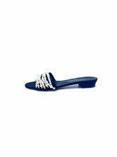 Load image into Gallery viewer, CHANEL Size 7 Black Pearls Mules
