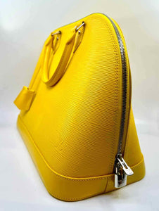 LOUIS VUITTON Epi Alma GM Handbag