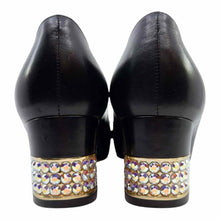 Load image into Gallery viewer, GUCCI Madelyn Pumps | 7
