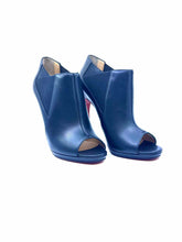 Load image into Gallery viewer, CHRISTIAN LOUBOUTIN Size 9 Black Leather Ankle Boot
