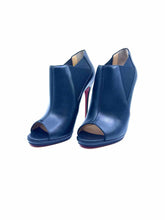 Load image into Gallery viewer, CHRISTIAN LOUBOUTIN Size 9 Black Leather Ankle Boot
