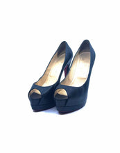 Load image into Gallery viewer, CHRISTIAN LOUBOUTIN Size 10 Black Leather Solid Pumps
