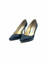 Load image into Gallery viewer, JIMMY CHOO Size 8.5 Black Patent Leather Solid Pumps
