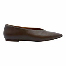 Load image into Gallery viewer, EMME PARSONS Size 7 Brown Leather Solid Flats
