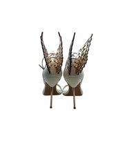 Load image into Gallery viewer, SOPHIA WEBSTER Size 9 Rose Sandals
