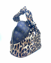Load image into Gallery viewer, LOUIS VUITTON Brown Coated canvas Leopard Handbag
