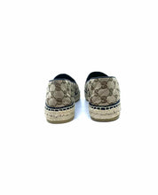 Load image into Gallery viewer, GUCCI Size 9 Beige Canvas Flats
