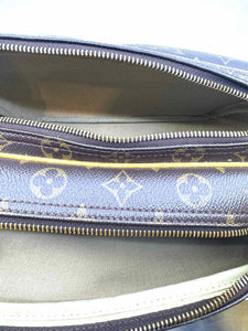 LOUIS VUITTON Reporter PM Monogram Handbag