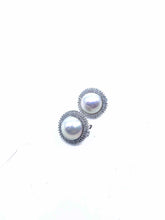Load image into Gallery viewer, Fine Jewelry Pearl Pierced Earrings
