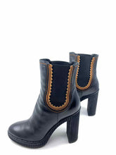 Load image into Gallery viewer, TODS Tronchetto Elast Ankle Boot | 5

