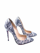 Load image into Gallery viewer, CHRISTIAN LOUBOUTIN Size 6.5 Grey Patent Leather Swirl Pumps
