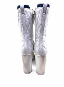 TOD'S Size 6 White Leather Tall Boot