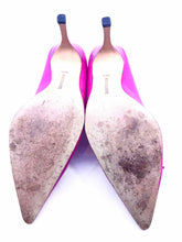 Load image into Gallery viewer, MANOLO BLAHNIK Size 9.5 Pink Pumps
