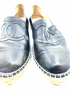 CHANEL Size 12 Black Leather Solid Flats