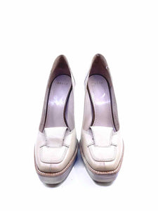 BALLY Size 7 Cream Leather Pumps