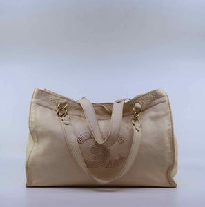 CHANEL Cream Leather Leather Woven Handbag