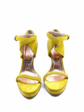 Load image into Gallery viewer, VIKTOR &amp; ROLF Size 9.5 Yellow Suede Sandals
