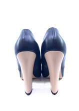 Load image into Gallery viewer, VIONNET Size 10 Black, Cream Leather Ankle Boot
